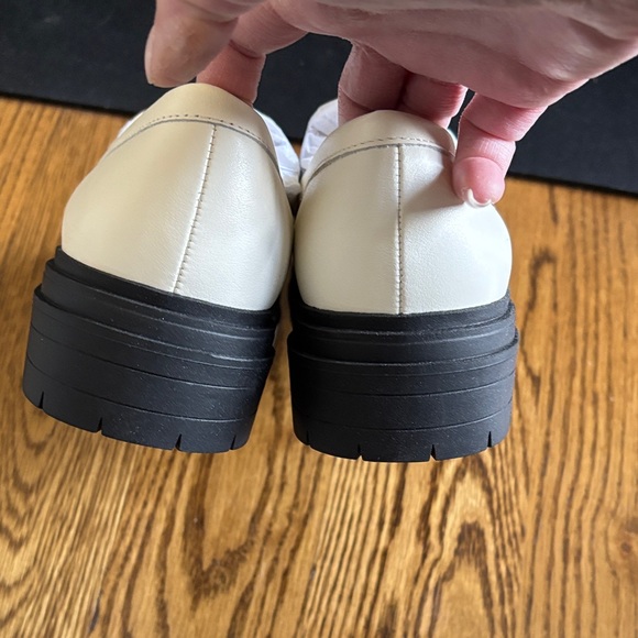 NWT Quince Lug Sole Cream Loafers - Picture 3 of 6